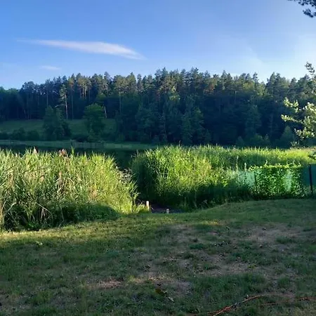 Semesterbostad Caly Dom Bezposrednio Nad Jeziorem Dluzki